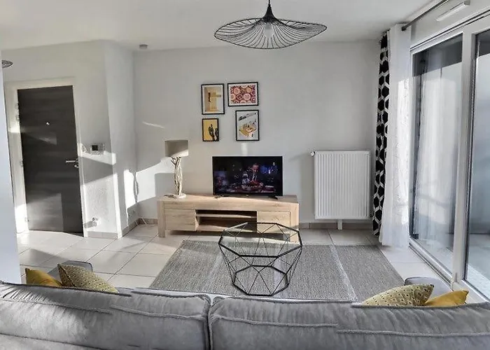 Apartment 50m2 Cote Bale Parking Inclus